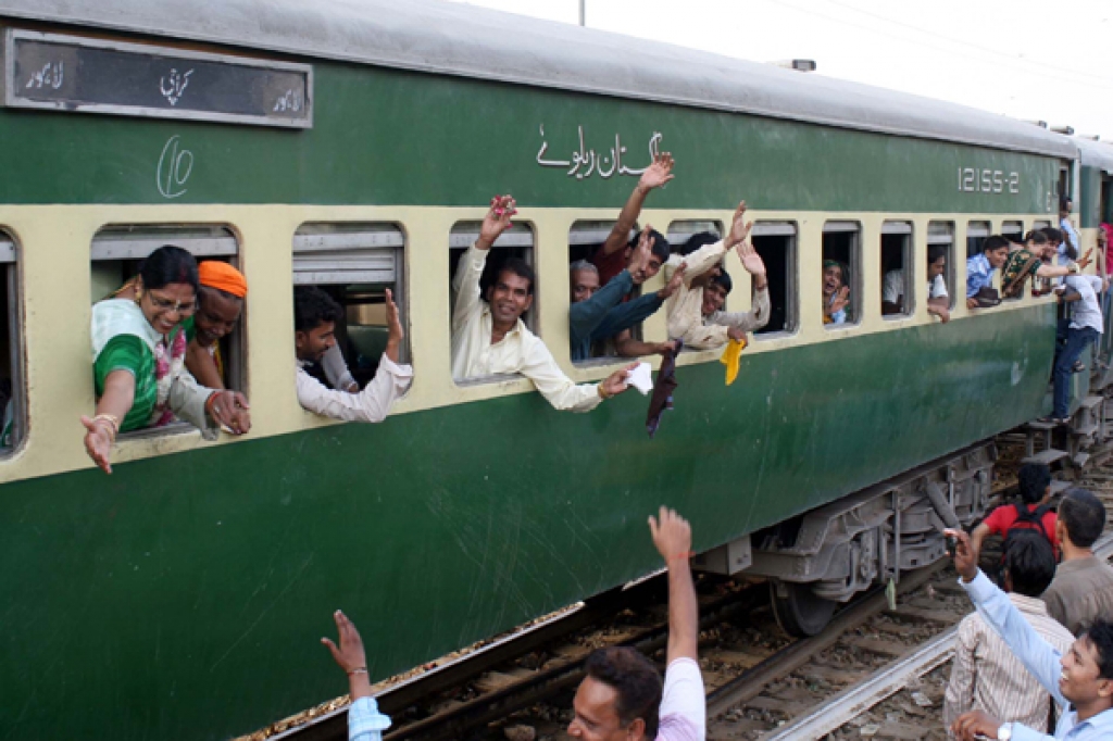 Railway Fares Reduced By 50 % by Pakistan Railway